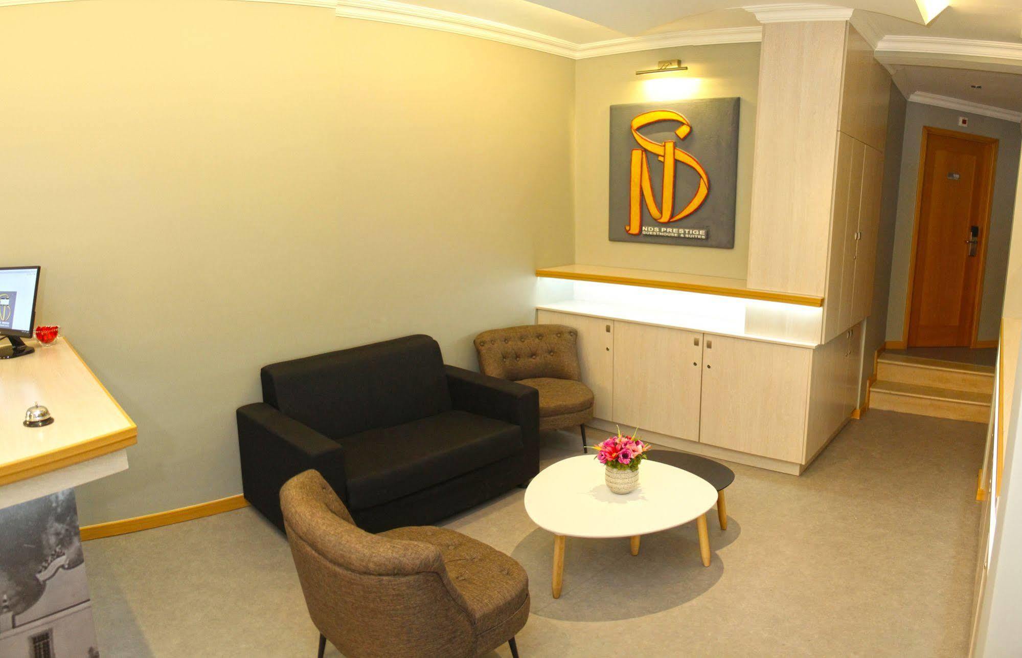 Rocha Prestige - Guest House And Suites Portimão Εξωτερικό φωτογραφία